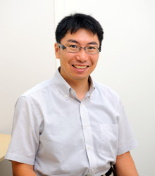 院長:栗原大輔